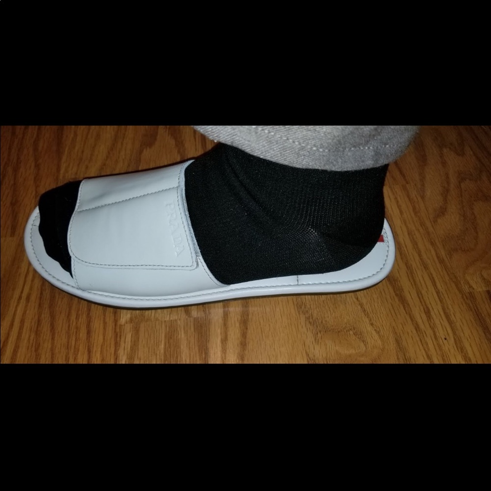 Mens Prada slides - Picture 6 of 8